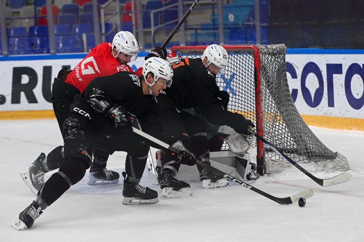 Тренировка «Авангарда» перед матчем в Нижнекамске