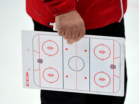 Тренировка "Авангарда" перед выездом в Астану