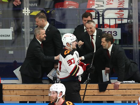 03.04.2021. Финал Востока, 1 матч. «Ак Барс» - «Авангард» 1:3