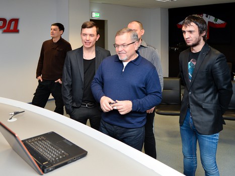 Группа "Жара" в гостях у "Авангарда"