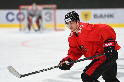 Тренировка «Авангарда» перед матчем с «Трактором»