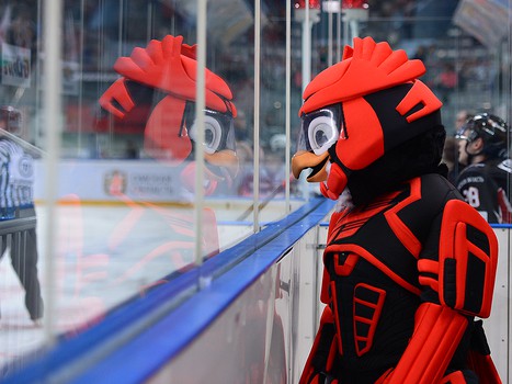 1/4 финала плей-офф МХЛ. Матч №3. "Омские Ястребы" - "Белые Медведи" 6:2