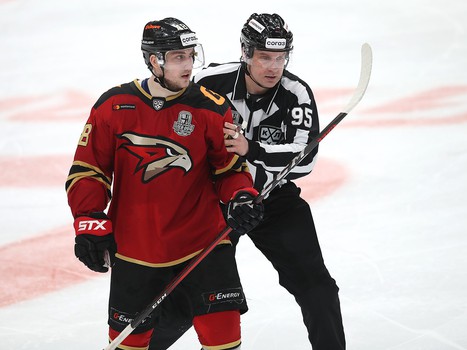 18.03.2021. 1/2 финала, 1 матч. «Авангард» - «Металлург» Мг 2:5