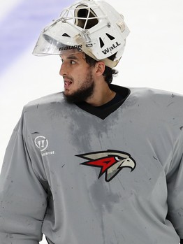 «Авангард» продолжает тренировки