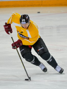 "Авангард" готовится к заключительным матчам регулярного чемпионата