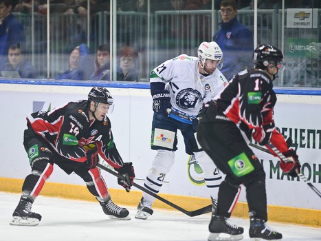 14.01.2014 "Авангард" - "Медвешчак" 4:3 Б