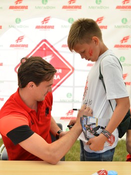 "Территория Авангарда". Часть 1. Площадь у арены