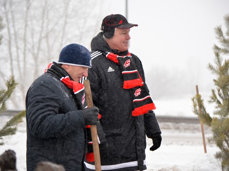 Открытие аллеи, посвященной 65-летию омского хоккея