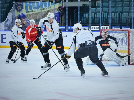 "Авангард" готовится к выездному матчу против СКА