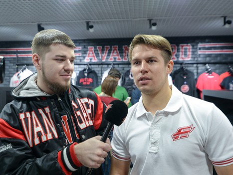 Открытие фан-магазина ХК "Авангард" в "Арене Омск"