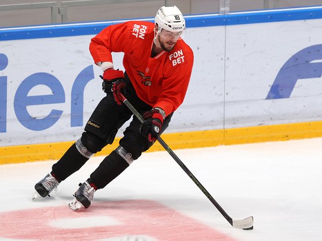 Тренировка «Авангарда» перед матчем во Владивостоке