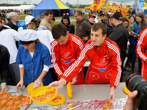 "Территория Авангарда". Часть 1. Площадь у "Арены Омск"