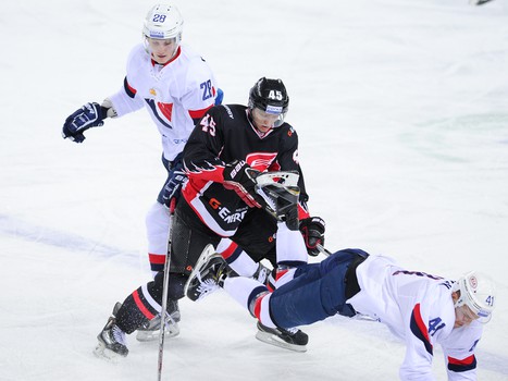 05.12.2015. "Авангард" - "Слован" 5:3