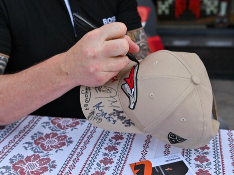 Первая вечеринка Буэнос Летос: Луи Робитайл