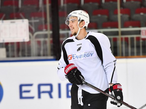 Раскатка "Авангарда" перед выездным матчем в Риге