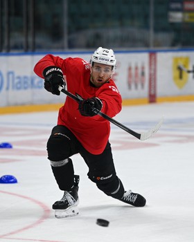 Тренировка «Авангарда» перед матчем в Санкт-Петербурге