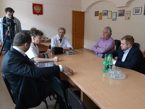 "Авангард" в гостях у детей, проходящих лечение в гематологическом отделении ОДКБ