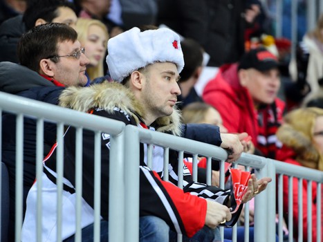 Наша атмосфера. Как поддерживали "Авангард" в сибирском дерби