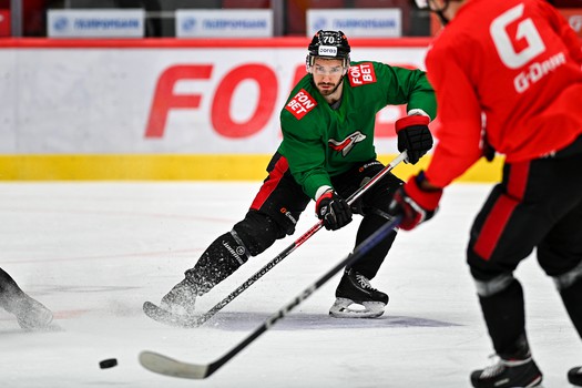 Тренировка «Авангарда» перед матчем со «Спартаком»