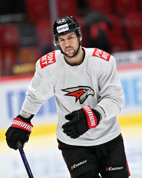 Раскатка «Авангарда» перед пятым матчем серии с «Сибирью»