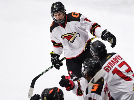 Пятый игровой день финала Первенства ЮХЛ в Омске