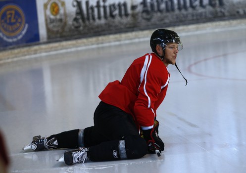 Раскатка перед первым матчем межсезонья в Фюссене