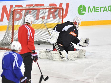 Раскатка "Авангарда" перед выездным матчем с "Металлургом" Мг