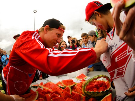 "Территория Авангарда". Часть 1. Площадь у "Арены Омск"