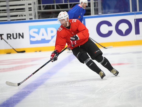 Тренировка «Авангарда» перед матчем в Уфе