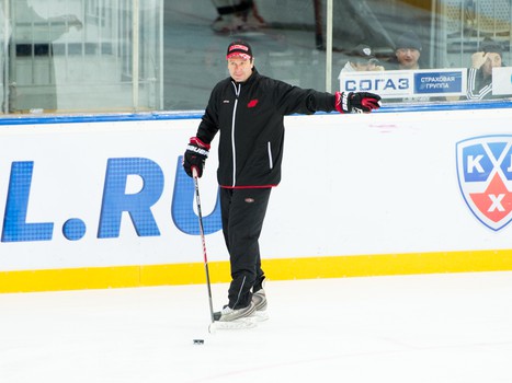 Андрей Яковенко и Юрий Панов на тренировке "Авангарда"