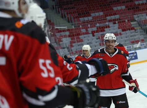 Ветераны «Авангарда» - сборная «Газпром нефти» 11:4