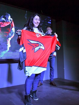 Хоккейная вечеринка в баре Svoи