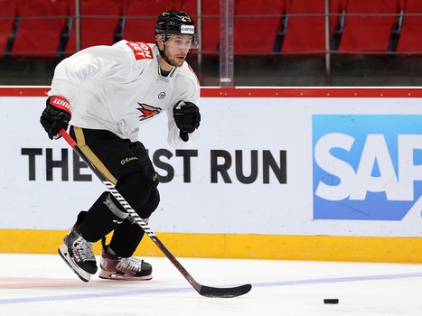 Раскатка «Авангарда» перед матчем с «Автомобилистом»