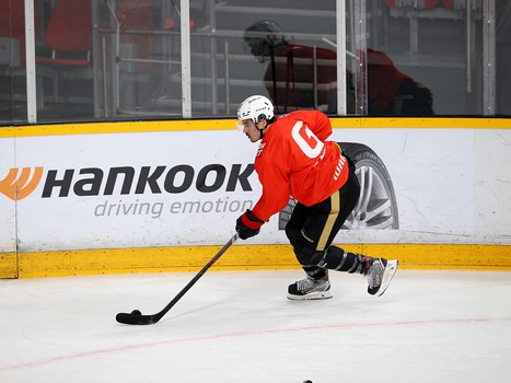 Раскатка «Авангарда» перед матчем в Череповце