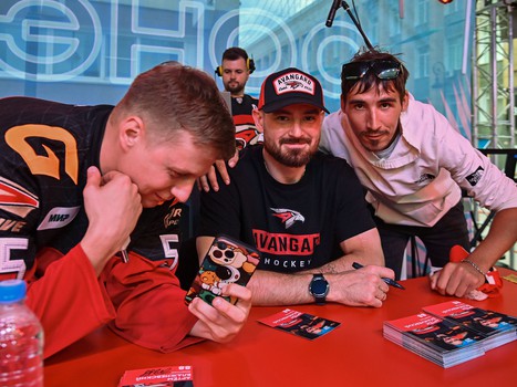 Артём Блажиевский на вечеринке Буэнос Летос