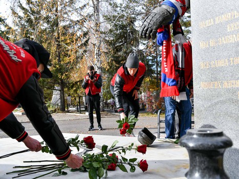 «Авангард» почтил память Алексея Черепанова