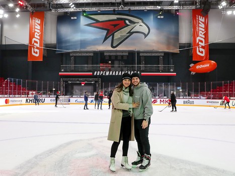 Семейные катания «Авангарда» перед Новым годом