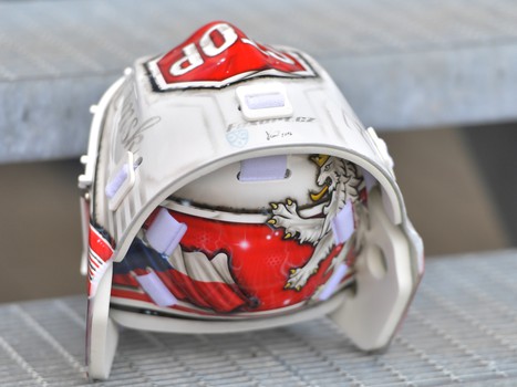 Доминик Фурх представил новый дизайн своего шлема