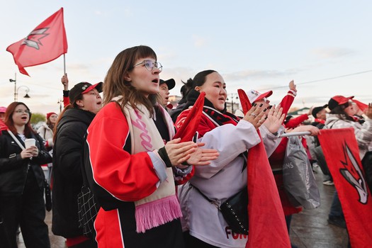 Фан-зона «Авангарда» на Пешеходном Любинском