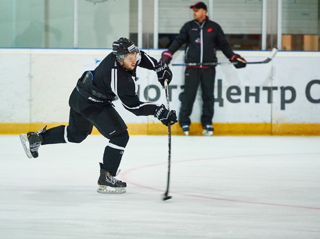 10.07.2015. Ледовая тренировка "Авангарда"