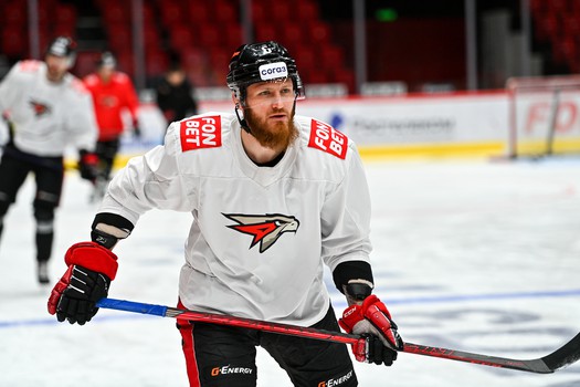 Тренировка «Авангарда» перед матчем со «Спартаком»