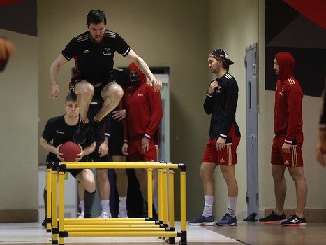 Тренировка «Авангарда» перед матчем с минским «Динамо»