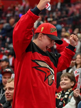 «Авангард» - «Северсталь» 3:4 Б. Вокруг матча