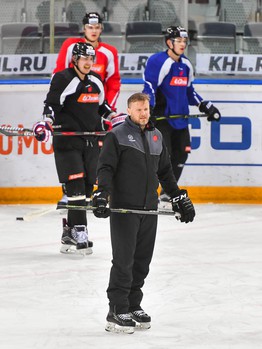 Открытая тренировка "Авангарда" для СМИ