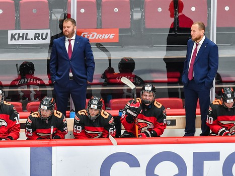 Первая официальная игра на G-Drive Арене: «Омские Ястребы» – «Сибирские Снайперы»