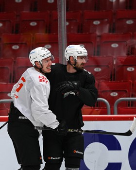 Раскатка «Авангарда» перед матчем в Челябинске