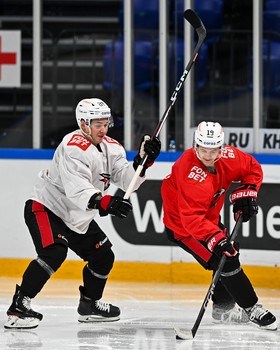 Раскатка «Авангарда» перед матчем в Новосибирске