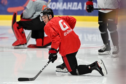 Первая ледовая тренировка «Авангарда»