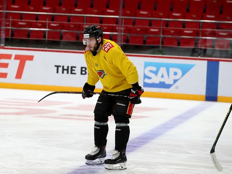 Максим Гончаров вернулся в «Авангард»