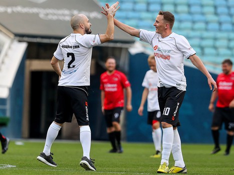 Товарищеский матч по футболу. Сборная «Авангард» - «Мощные СМИ» 13:2